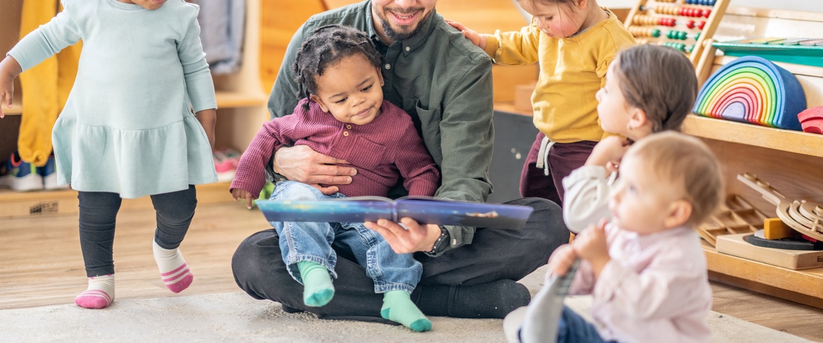 Devenir un éducateur de la petite enfance