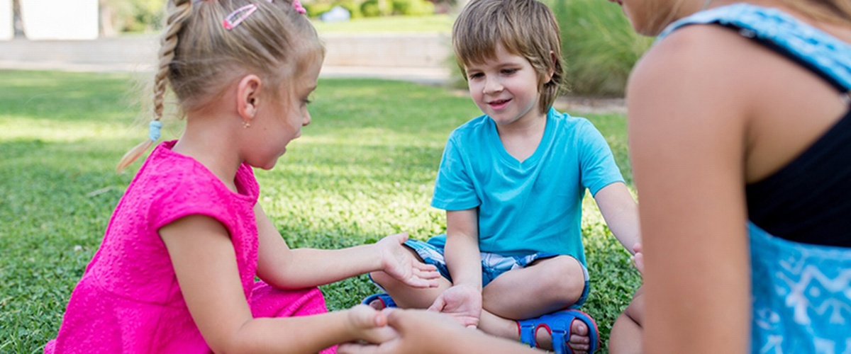 Emplois d'été auprès des services de garde d'enfants